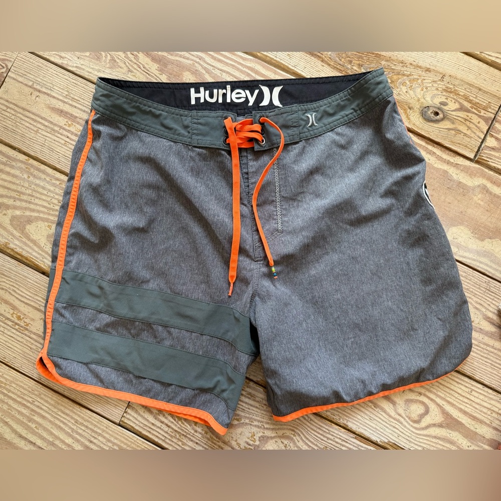 Hurley Phantom board shorts size 32 not marked